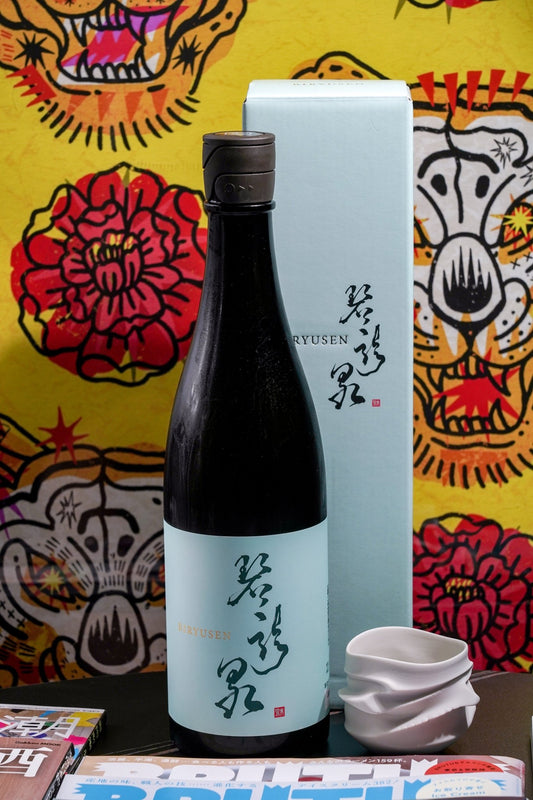 龜泉 碧龍泉 BIRYUSEN 純米大吟釀 禮盒裝 - 呷．Sippin 日本清酒專門店