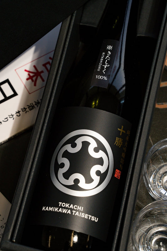 十勝 純米大吟釀 北雫 Black - 呷．Sippin 日本清酒專門店