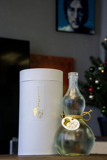 日高見 弥助 純米大吟釀 葫蘆樽 - 呷．Sippin 日本清酒專門店