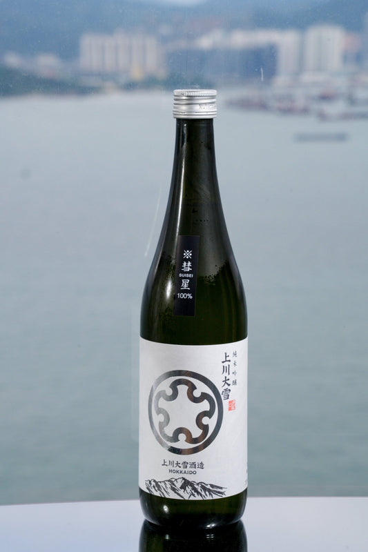 上川大雪 純米吟釀 彗星 - 呷．Sippin 日本清酒專門店