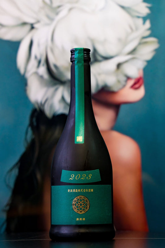 新政 天鵞絨 Viridian 生酛木桶 純米 2023 - 呷．Sippin 日本清酒專門店