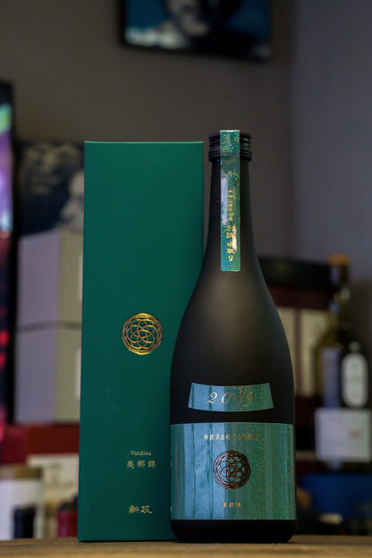 新政 天鵞絨 Viridian 別誂 純米 中取 - 呷．Sippin 日本清酒專門店
