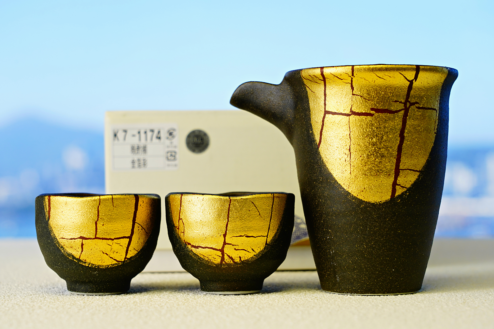 [九谷燒] 清酒杯 & Tokkuri Decanter 金箔