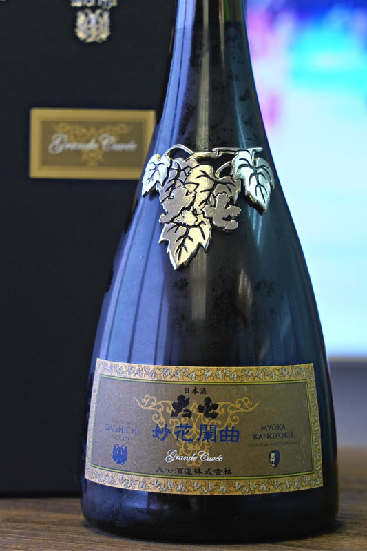 大七 妙花蘭曲 純米大吟釀 Grand Cuvée - 呷．Sippin 日本清酒專門店